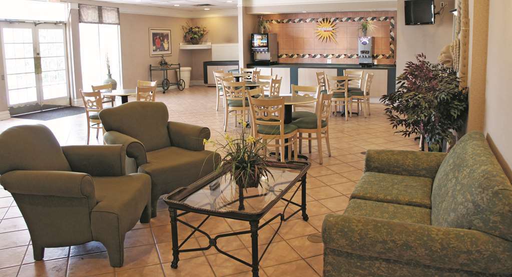 Rodeway Inn Huntsville Interior photo